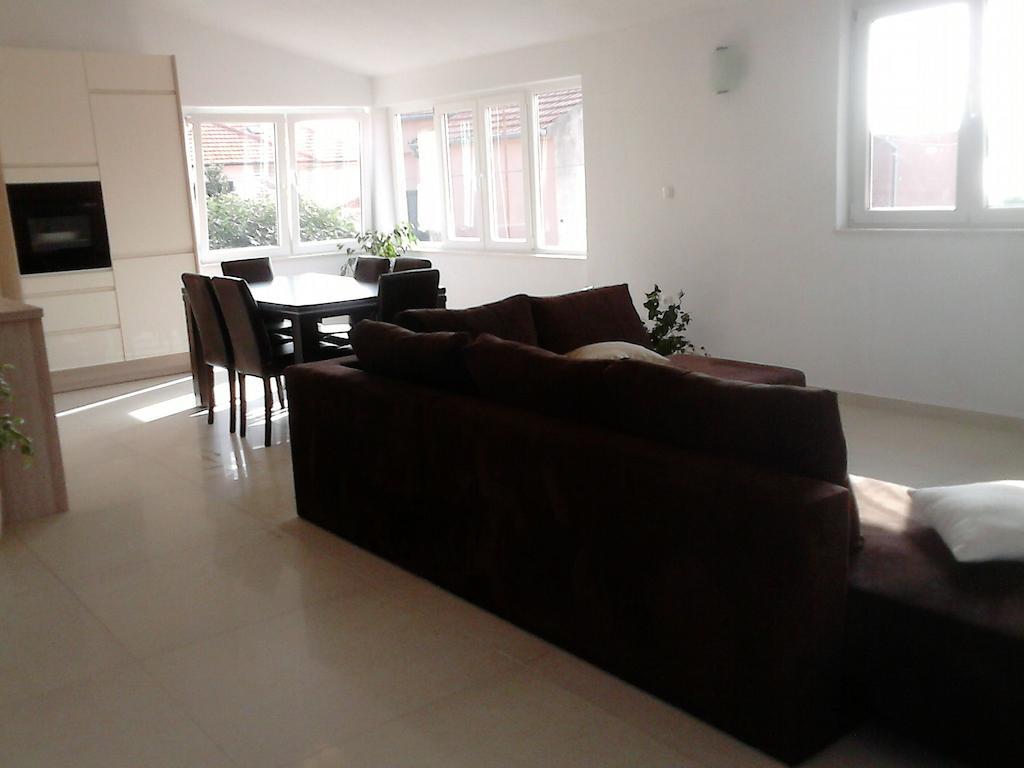 Adriatic Rose Apartment Turanj Bilik gambar